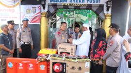 Kapolda Sulsel Irjen. Pol. Drs. Setyo Boedi Moempoeni Harso, S.H., M.Hum. meninjau langsung kemajuan revitalisasi situs Budaya di Makam Syekh Yusuf dan Makam Sultan Hasanuddin