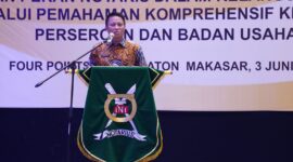 Penjabat Sekertaris Daerah Provinsi Sulsel, Andi Darmawan Bintang, membuka Seminar Penguatan Peran Notaris Dalam Kelangsungan Usaha Melalui Edukasi Kepailitan Perseroan dan Badan Usaha