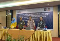 Dinas Komunikasi dan Informatika (Diskominfo) Kota  Makassar bekerjasama dengan USAID Erat menggelar Bimbingan Teknis (Bimtek) Pejabat Pengelola Informasi dan Dokumentasi