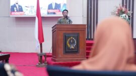 Sebanyak 44 orang Pejabat Fungsional di lingkup Pemerintah Provinsi Sulawesi Selatan (Sulsel) menjalani pengambilan sumpah dan pelantikan