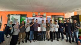 Kepala Dinas Perkimtan Prov. Sulsel, Andi Bakti Haruni melakukan Peninjauan lokasi dan Alih Teknologi  Kegiatan Penyediaan PSU Arsinum