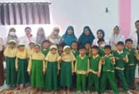 PAUD HI binaan Provinsi menggelar kegiatan penyuluhan dan pemeriksaan kesehatan gigi dan mulut di TK Aisiyah Mamajang