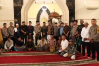 Kapolrestabes Makassar Kombespol Mokhamad Ngajib, S.IK., M.H. menggelar Jumat Keliling dan Jumat Curhat.