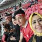 Erna Rasyid Taufan (ERAT) bersama keluarga tercinta nonton secara langsung Laga Sport Acular World Class Match antara Argentina vs Indonesia