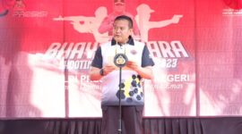 Polda Sulawesi Selatan (Sulsel) menggelar lomba menembak dalam rangka menyambut Hari Bhayangkara ke-77 tahun 2023