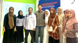 Kegiatan bertajuk “Communcation skills training” merupakan kegiatan workshop yang digelar oleh Prodi Ilmu Komunikasi