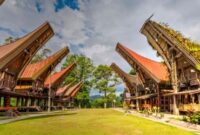 Sebagai pintu gerbang kawasan timur Indonesia,Sulawesi Selatan (Sulsel) bisa dijadikan titik mula berwisata terutama bagi wisatawan MICE dan business