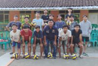 Dokumentasi Penyerahan Fasilitas Cabang Olahraga Volly oleh Ketua Umum DPP Komite OSIS Nasional di Desa Wonoharjo, Kec./ Kab. Pangandaran, Jawa Barat