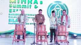 Penjabat Sekertaris Daerah Provinsi Sulawesi Selatan (Sulsel), Andi Darmawan Bintang, membuka Makassar International Halal Trade dan Bisnis (Mihrab) Summit dan Expo