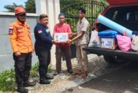 Gubernur Sulawesi Selatan, Andi Sudirman Sulaiman mendorong masyarakat untuk bergerak dalam aktif dalam gerakan penanaman pohon