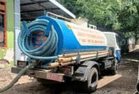 Meskipun sedang menjalani masa cuti bersama, Unit Pelaksana Teknis Pengelolaan Air Limbah (UPT PAL) Dinas Pekerjaan Umum (PU) Kota Makassar tetap memberikan pelayanan