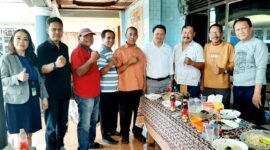 Tim formatur pembentukan wadah Komunitas Musisi Gereja (KMG) yang dipimpin Pendeta (Pdt) Muhammad Ramli melakukan audiensi dengan pengurus Persekutuan Gereja-gereja di Indonesia