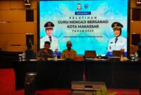 Agus Salim Beddu Malla salah seorang Dosen Sastra Arab Fakultas Sastra UMI dan selaku Pemerhati Qiraat Al-Qur'an Sulawesi Selatan, bertindak sebagai pemateri Utama