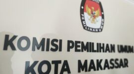 Komisi Pemilihan Umum (KPU) Kota Makassar memecat delapan Anggota Panitia Pemungutan Suara (PPS)