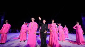 Sejumlah model tampil memukau mengenakan fashion Party Look atau busana pesta koleksi desainer asal Thailand Pitnapat Yotinratanachai