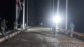 Pemprov Sulsel Sedang Pengecoran Lantai Jembatan Pacongkang