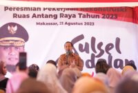 Masyarakat Kota Masyarakat akhirnya bisa menikmati manfaat jalan mulus yang telah dibeton di ruas jalan Antang