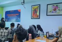 Communications Skills Training yang merupakan kegiatan workshop yang digelar oleh Prodi Ilmu Komunikasi dalam rangka meningkatkan skill