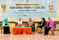 Keberhasilannya menjadi perempuan dengan peran ganda, Ketua Dharma Wanita Persatuan (DWP) Makassar berkesempatan membagi kisah inspirasinya dalam talkshow “Ruang Aspirasi Perempuan Sulsel 2023,”