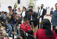 Bersama Forum Komunikasi Pimpinan Daerah (Forkopimda) Provinsi Sulawesi Selatan (Sulsel), Penjabat Gubernur Sulsel, Bahtiar Baharuddin, meninjau persiapan perayaan Natal di Gereja Emanuel