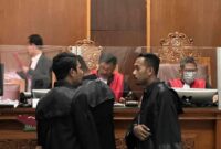 Advokat Ahmad Raharusun pada kantor R.R.L dan Patners menegaskan kepada semua pihak agar tidak terprofokasi dengan isu miring yang menimpa Polri Saat ini