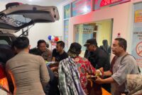 Personel Polsek Tinggimoncong turun ke Tempat Kejadian Perkara (TKP) di Sungai Batta-battayya, Kelurahan Garassi