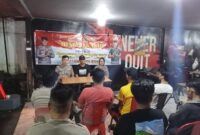 Kasubdit Binpolmas Ditbinmas Polda Sulsel AKBP Daniel Siampa, SH, MH mewakili Kapolda Sulsel  Terima Aspirasi Warga dalam Minggu Kasih di Warkop 51 Jl. Perintis Kerdekaan KM. 15 Daya. Kota Makassar, (15/2/2024).