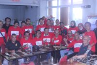 Suasana haru dan kebersamaan memenuhi acara peringatan Hari Ulang Tahun (HUT) ke-77 Harian Pagi Pedoman Rakyat (PR) yang diadakan di Cafe Baca, Jalan Adyaksa No.2, Kota Makassar. Acara tersebut menjadi momentum penting untuk menghargai jasa serta kiprah wartawan senior dan sesepuh yang telah memberikan bimbingan berharga kepada generasi penerus, Minggu (3/3/2024).