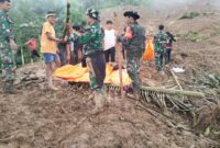 Bencana longsor kembali terjadi di Sulsel. Kali ini di Tana Toraja, dan mengakibatkan 18 warga meninggal dunia