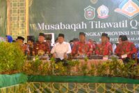 Bupati Gowa, Adnan Purichta Ichsan bersama Wakil Bupati Gowa, Abdul Rauf Malaganni menghadiri Pembukaan MTQ XXXIII Tingkat Provinsi Sulawesi Selatan