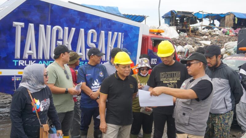 Wali Kota Makassar, Moh. Ramdhan Pomanto, mempunyai program strategis Penataan Total Sistem Persampahan