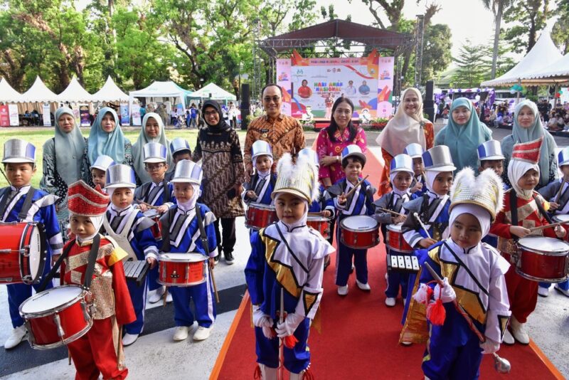 Peringatan Hari Anak Nasional Tingkat Provinsi Sulsel, yang dipusatkan di Lapangan Upacara Rumah Jabatan Gubernur