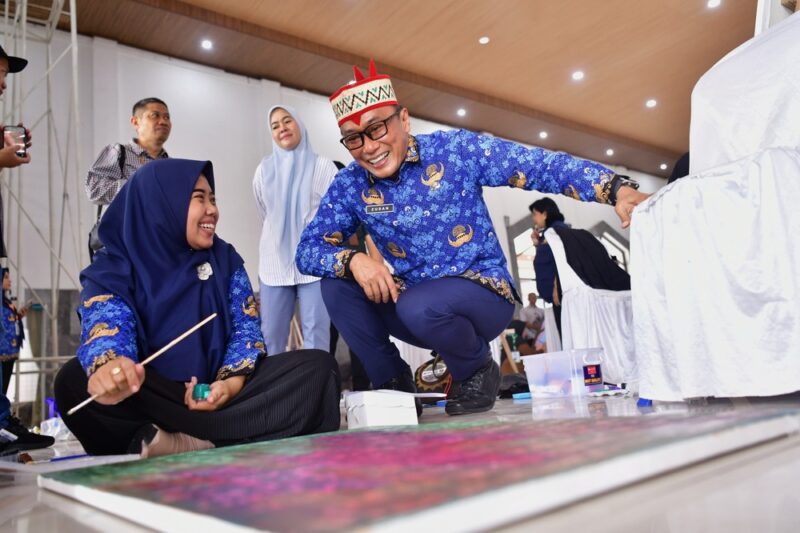 Ketua Umum Dewan Pengurus Korpri Nasional, Prof Zudan Arif Fakrulloh, meninjau langsung lokasi lomba tartil alquran, hifzh alquran, dakwah, khath, adzan dan khotbah Jumat, masing-masing di Aula Masjid Darussalam, Aula BKD Pemprov Kalteng, dan Aula Bapenda Pemprov Kalteng, Kota Palangka Raya, Selasa, 5 November 2024. 