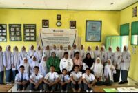 Tim PKM dari Dosen dari Fakultas Ekonomi Bisnis UMI kembali gelar pelatihan Akuntansi Dasar yang menyasar kalangan Madrasah Aliyah DDI Padanglampe Pangkep pada Senin, Tanggal 07 Oktober 2024.