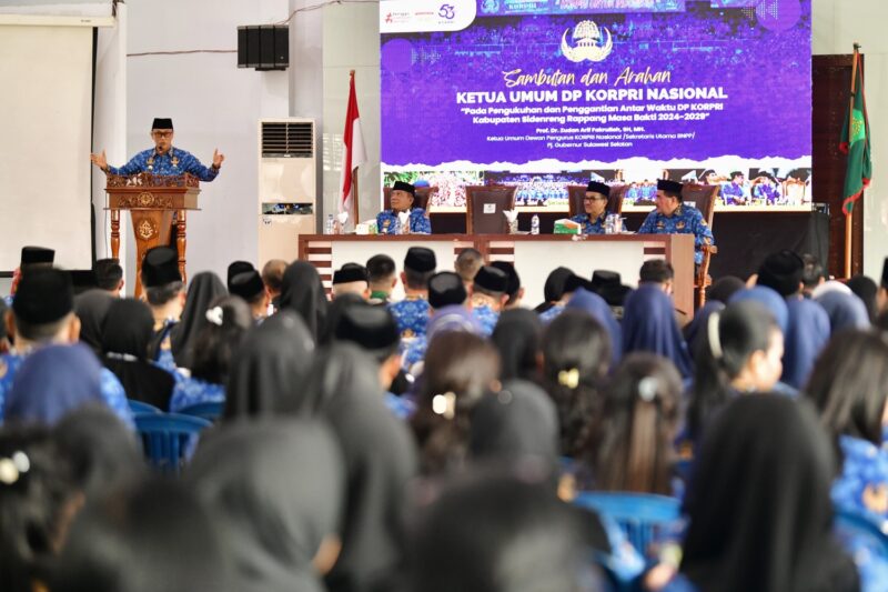 Pengukuhan Pengganti Antar Waktu Dewan Pengurus Korps Pegawai Republik Indonesia (KORPRI) Kabupaten Sidenreng Rappang tahun 2022-2027 berlangsung dengan khidmat pada Selasa, 24 Desember 2024.