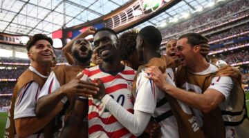Laga Pembuka Amerika Serikat Bungkam Paraguay 4-1, Balogun Cetak Dua Gol